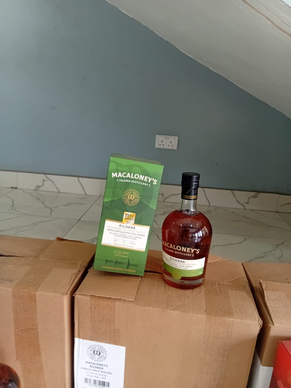 Macaloney's Island Distillery(Kildara)